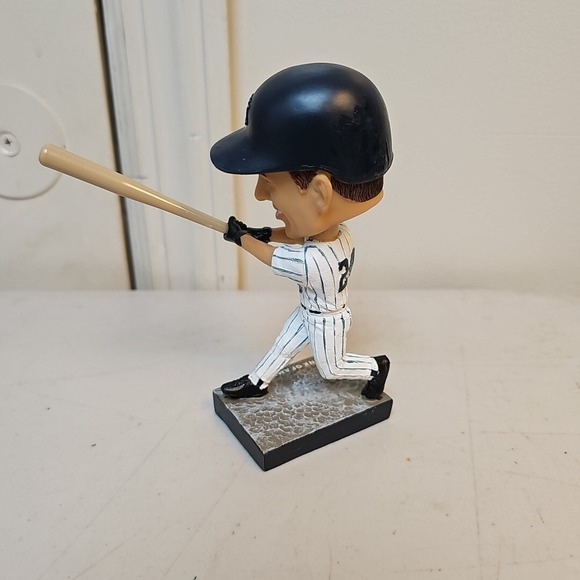 NY YANKEES TINO MARTINEZ BOBBLEHEAD SGA 4/14/2023 MLB BASEBALL - Picture 3 of 10